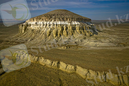 http://upload.wikimedia.org/wikipedia/commons/thumb/0/0f/Sherqala.jpg/450px-Sherqala.jpg